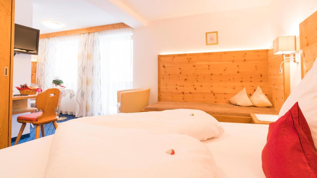 Bergsporthotel Antonie Gries im Sellrain Eksteriør bilde