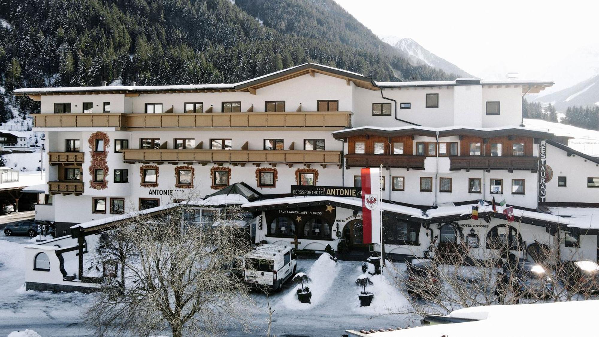 Bergsporthotel Antonie Gries im Sellrain Eksteriør bilde